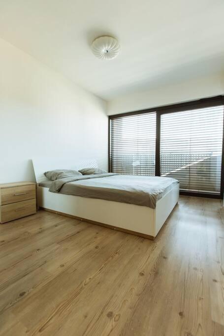 Miracle Apartment Bratislava Exterior photo